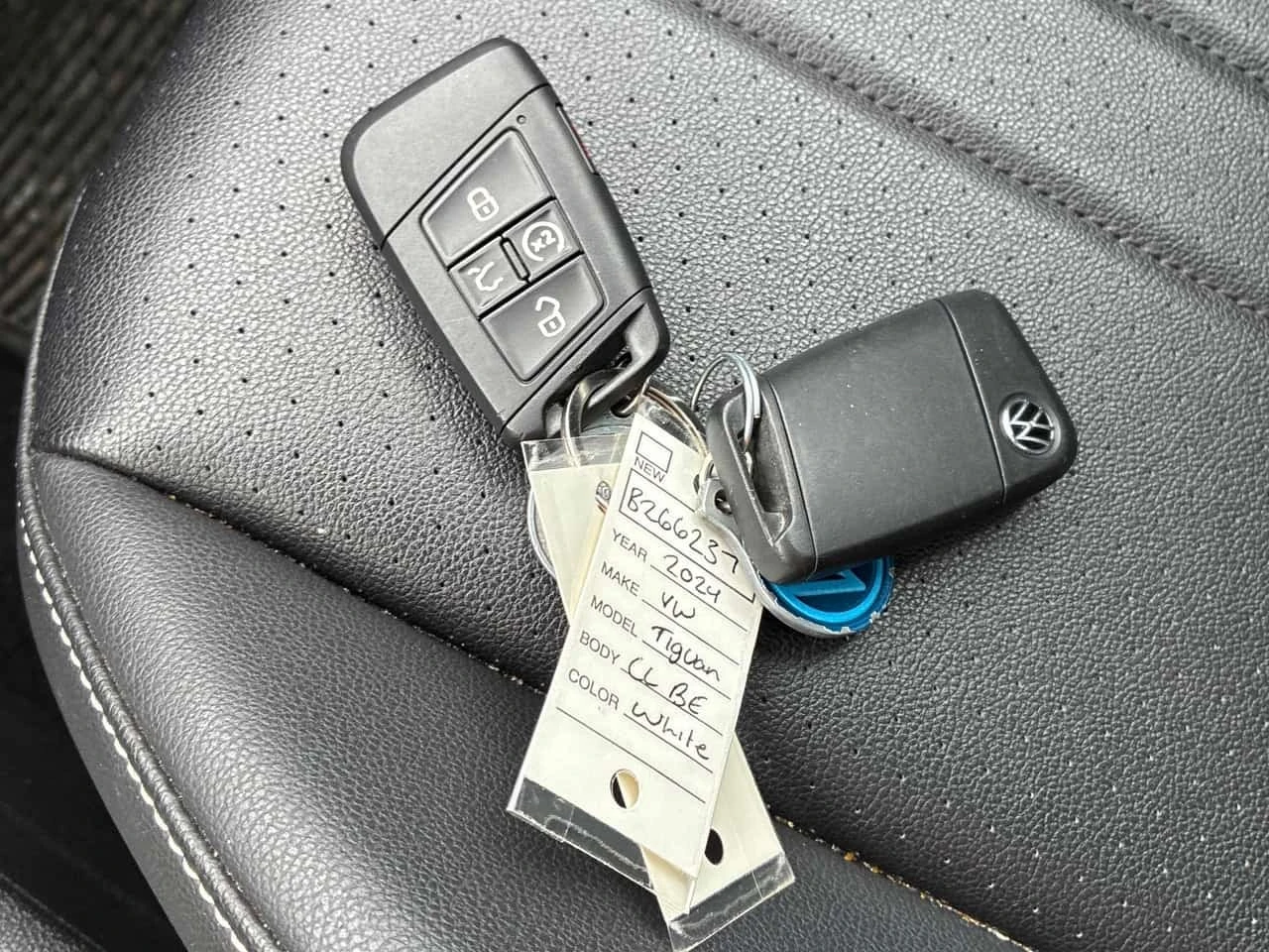 VW Tiguan * Comfortline R Line Black Edition * CARFAX * ���  | Mobile.bg � ����������� 15