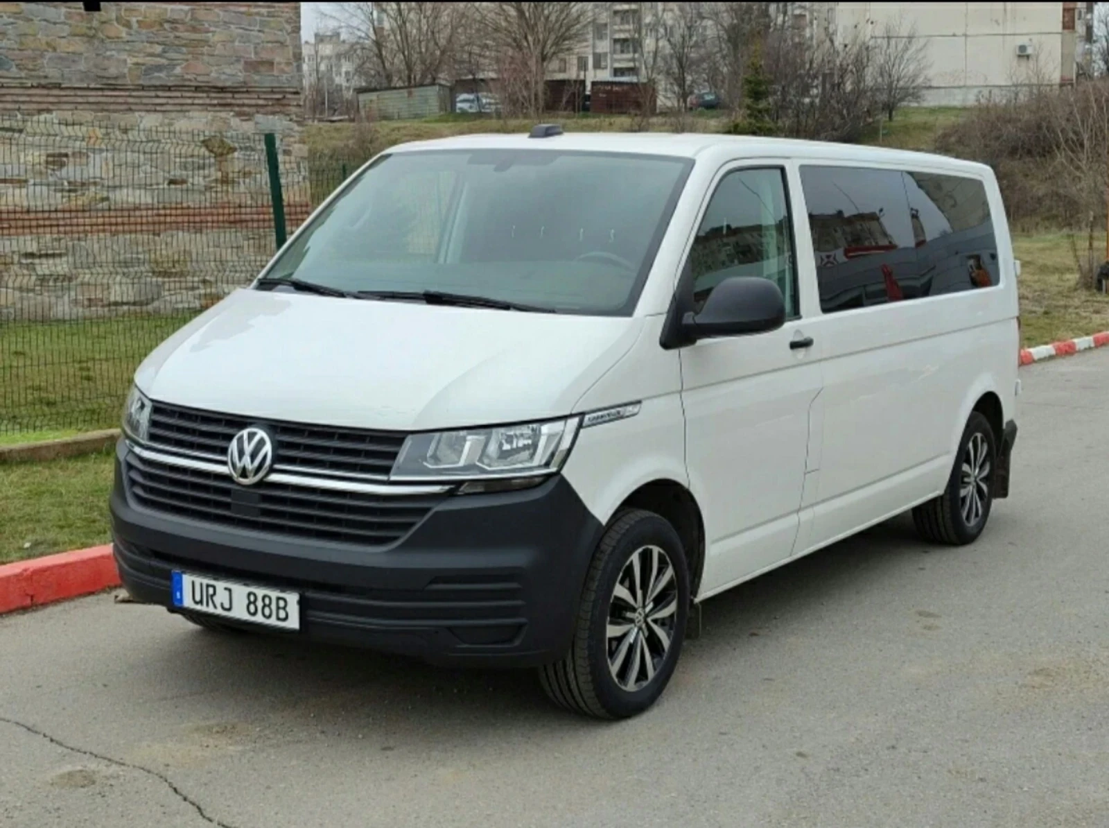 VW Caravelle 2.0TDI 150HP   - изображение 5