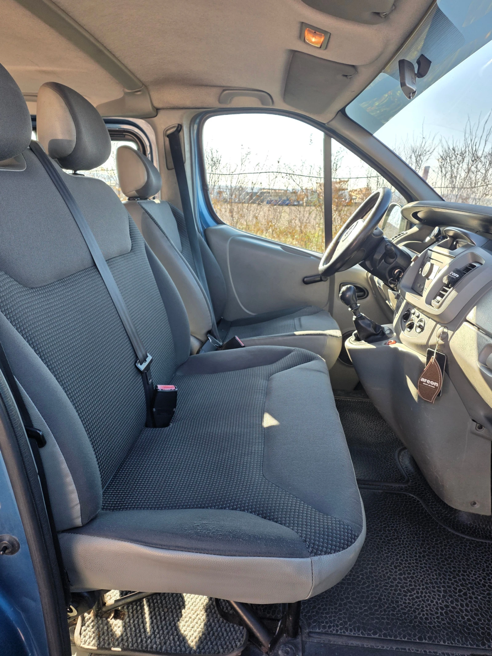 Opel Vivaro 2.0 CDTI 114к.с - изображение 10