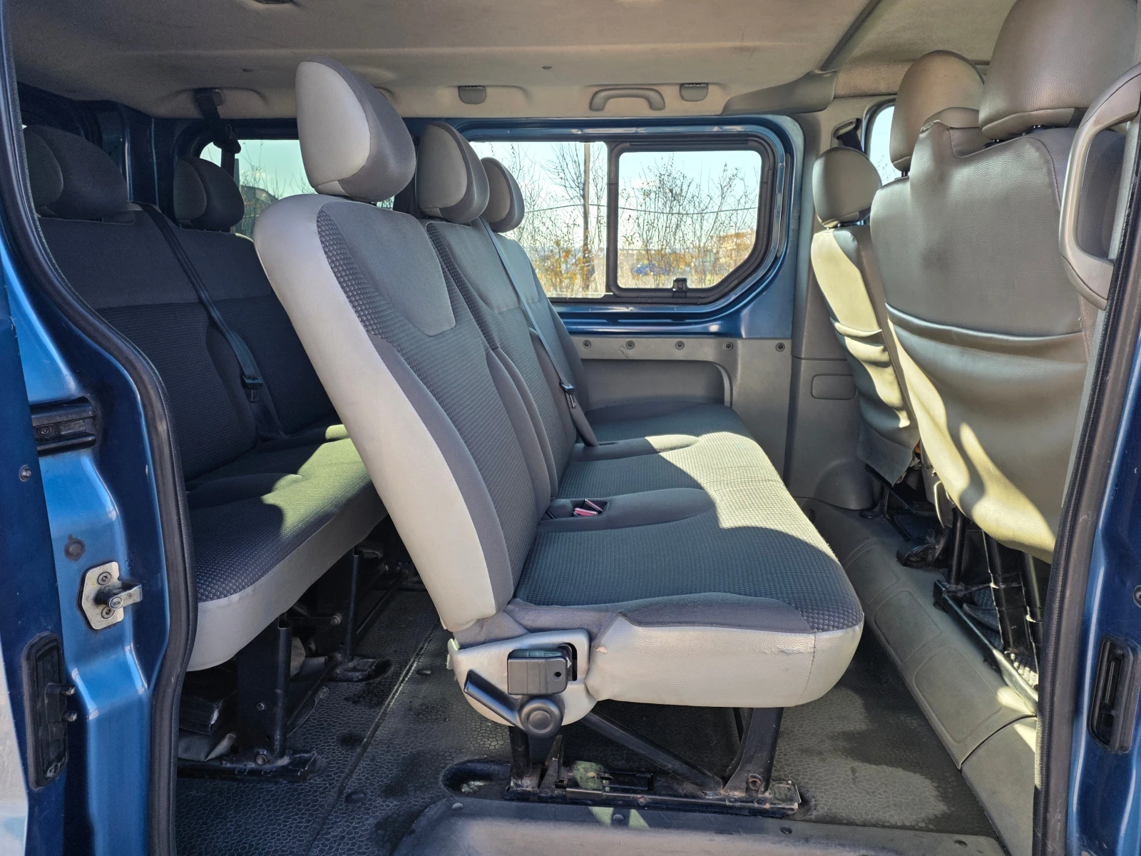 Opel Vivaro 2.0 CDTI 114к.с - изображение 7