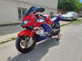     Honda Cbr F4