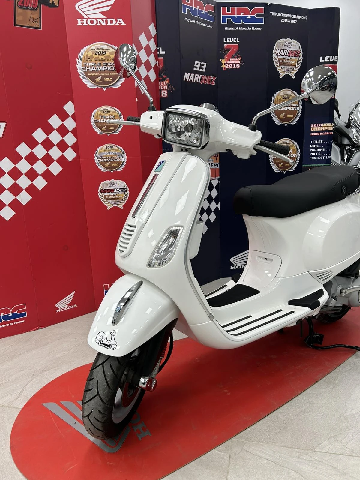 Vespa 150, снимка 3 - Мотоциклети и мототехника - 53851752