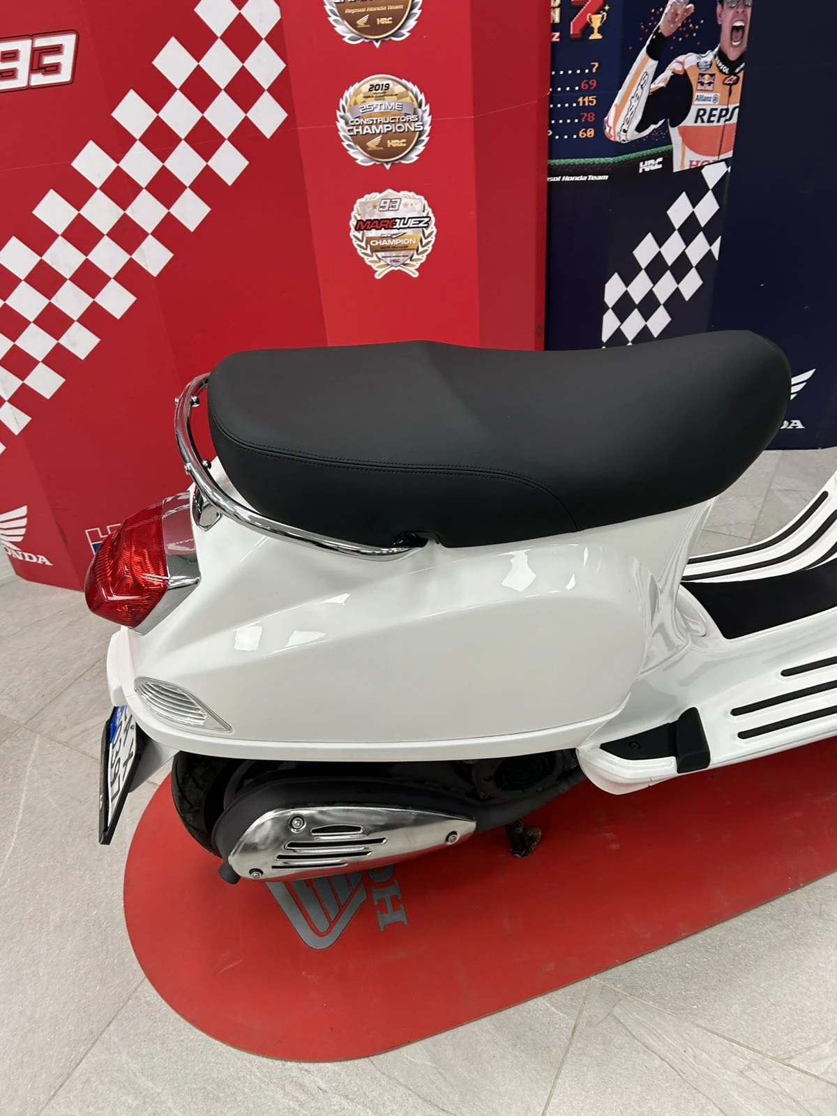 Vespa 150, снимка 5 - Мотоциклети и мототехника - 53851752
