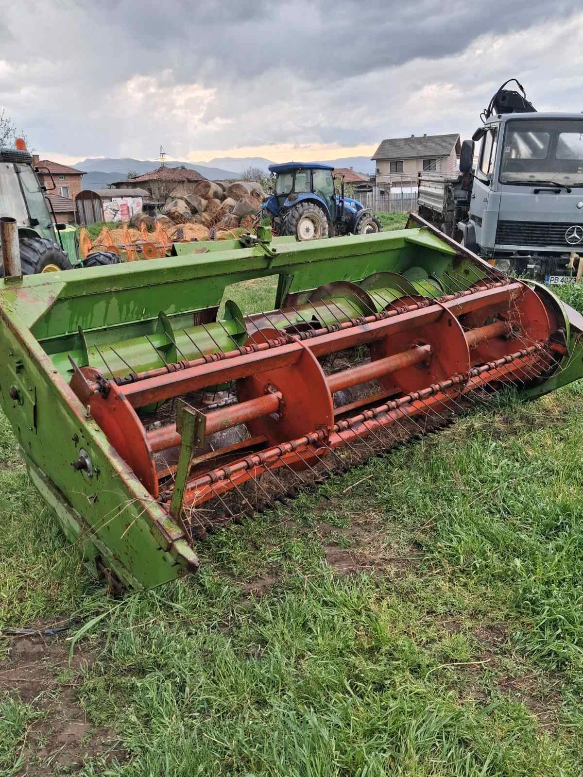 Комбайн Claas 690SL, снимка 8 - Селскостопанска техника - 54324555