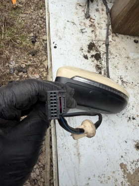 Vw Touran 2017г ляво огледало Е9 0411208, снимка 4