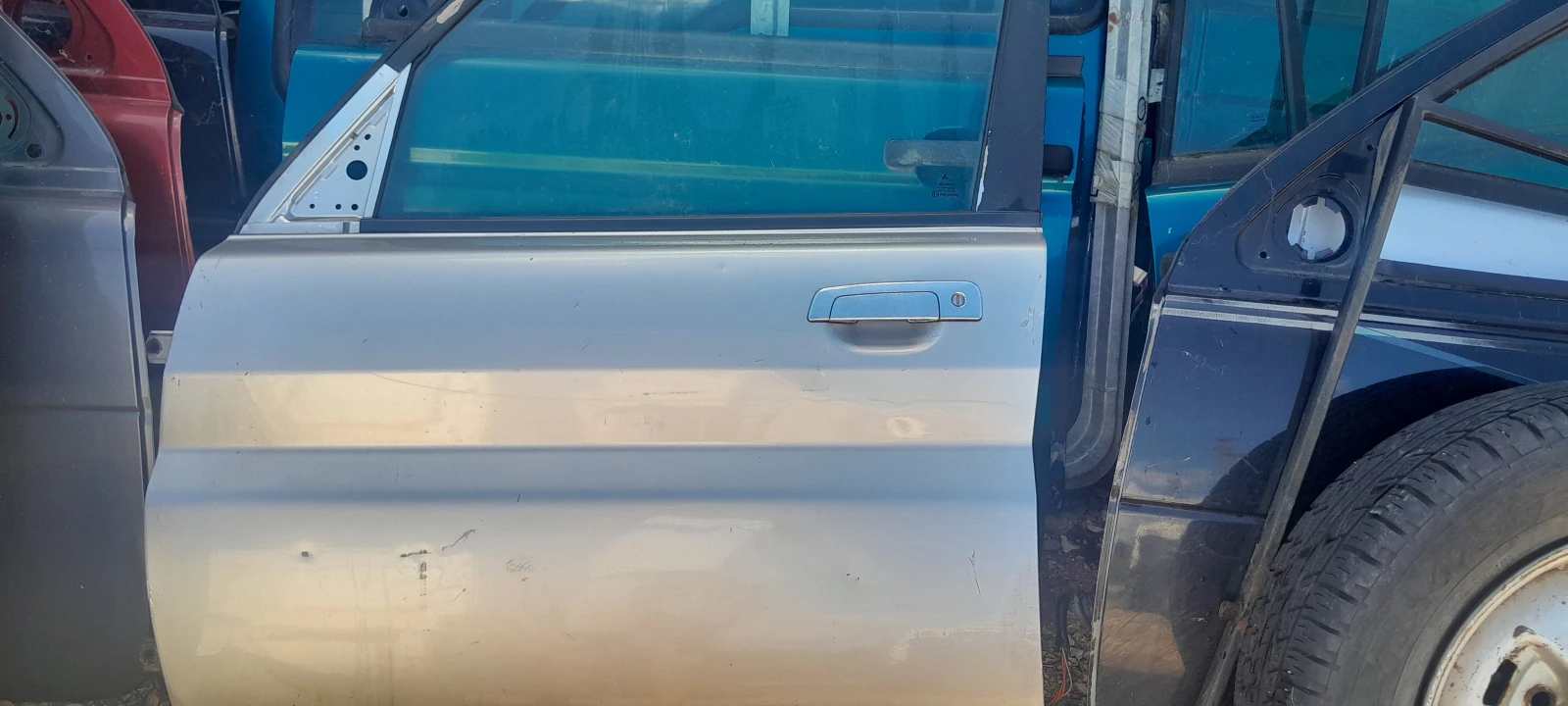         2000  | Mobile.bg   1