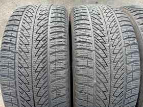 Гуми Зимни 235/45R17, снимка 1 - Гуми и джанти - 47565588