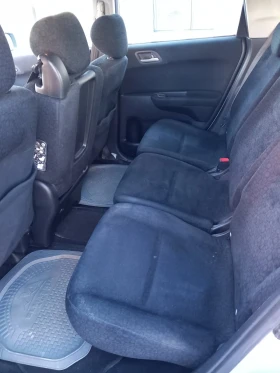 Honda Fr-v, снимка 10