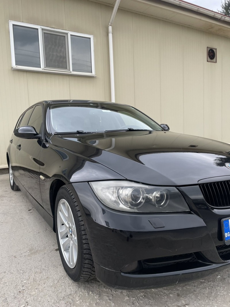 BMW 320, снимка 4 - Автомобили и джипове - 45529169