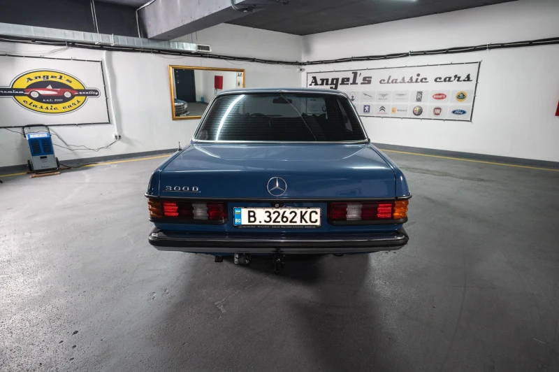 Mercedes-Benz 300 W123, снимка 7 - Автомобили и джипове - 48239520