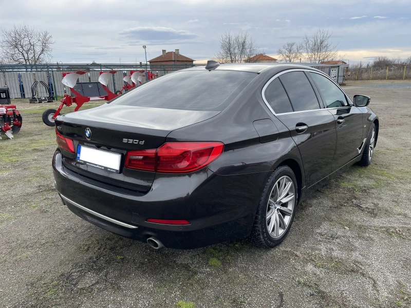 BMW 530 xDrive, снимка 3 - Автомобили и джипове - 48750235