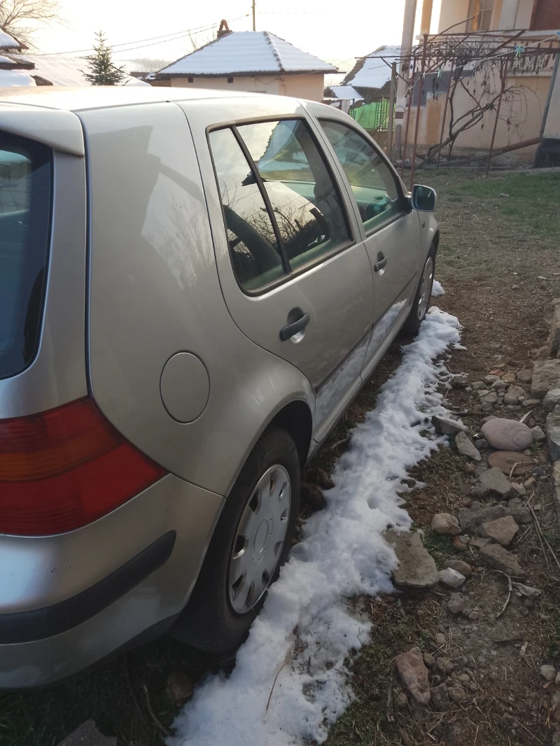 VW Golf 1.4 16V, снимка 4 - Автомобили и джипове - 49263218