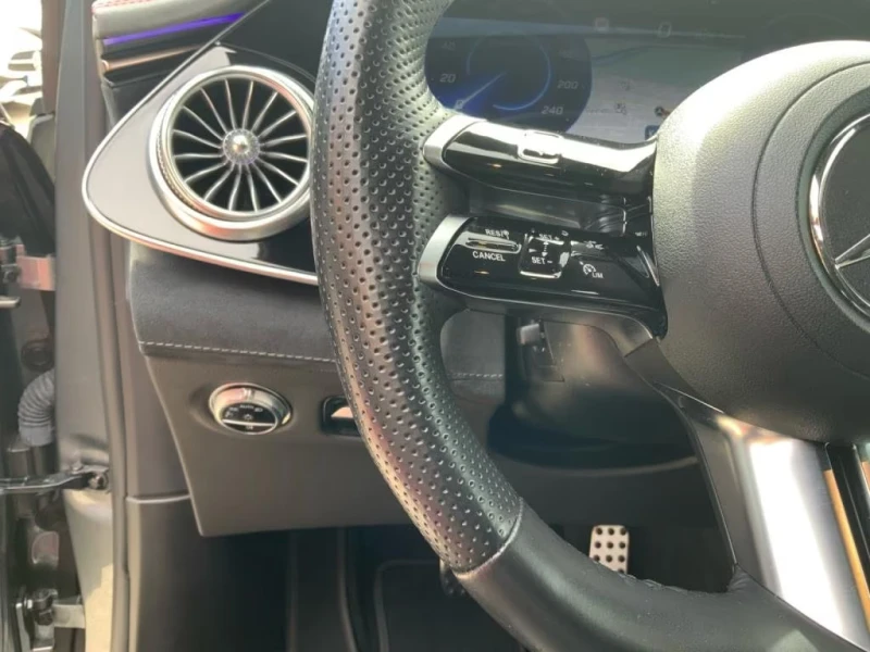 Mercedes-Benz EQS 580/544HP/AMG/4M/7SEATS/NIGHT/PANO/DISTR/WIDE/722v, снимка 13 - Автомобили и джипове - 51820061