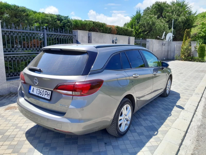 Opel Astra, снимка 6 - Автомобили и джипове - 52666611