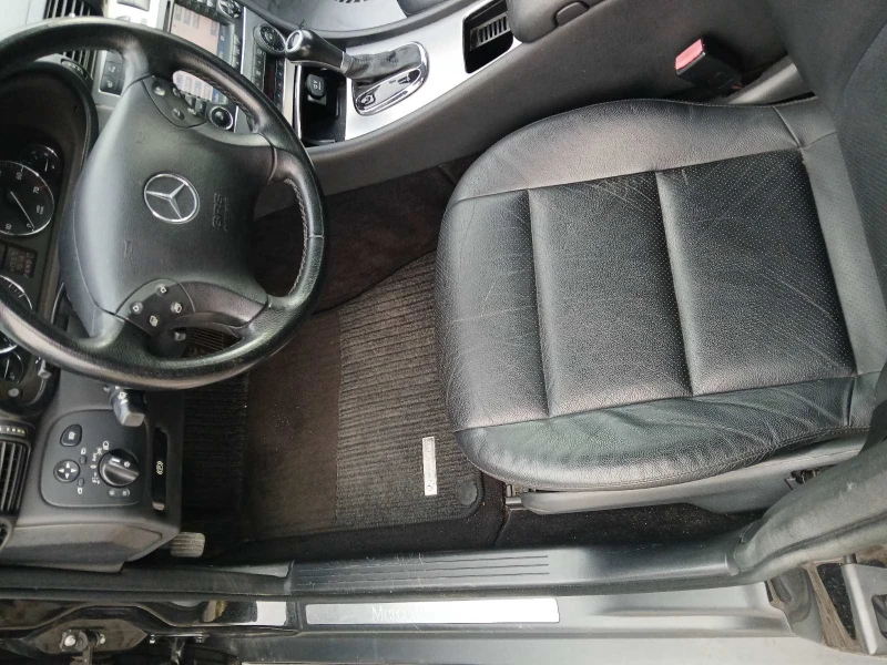 Mercedes-Benz C 350 Швейцария, снимка 6 - Автомобили и джипове - 52228392