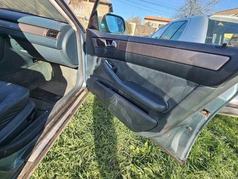 Audi A6 2.4 quattro, снимка 5 - Автомобили и джипове - 52325991