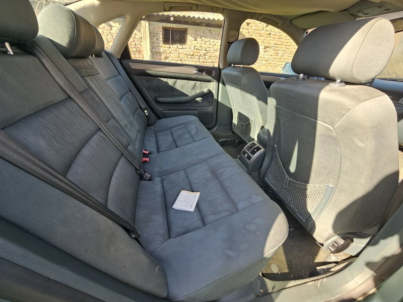 Audi A6 2.4 quattro, снимка 10 - Автомобили и джипове - 52325991