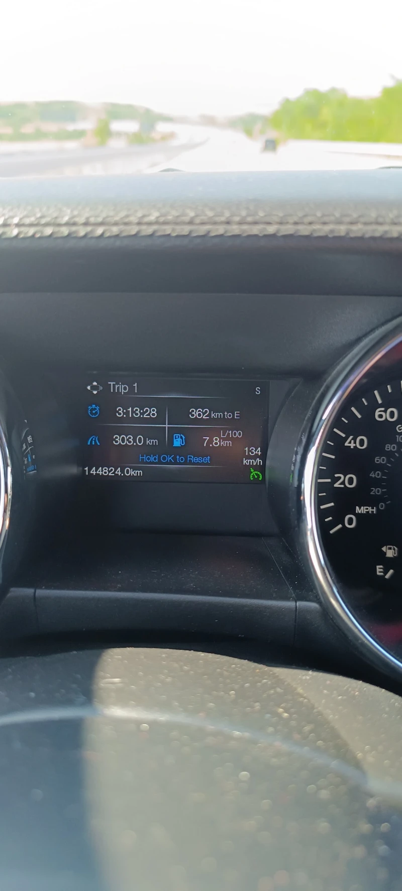 Ford Mustang 3.7 РЪЧКА / бартер за F150        , снимка 15 - Автомобили и джипове - 52997422