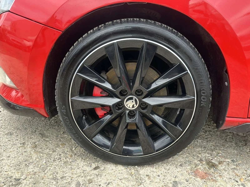 Skoda Fabia 1.2TSI Monte Carlo Distronic DSG 4-цилиндъра, снимка 10 - Автомобили и джипове - 53468787