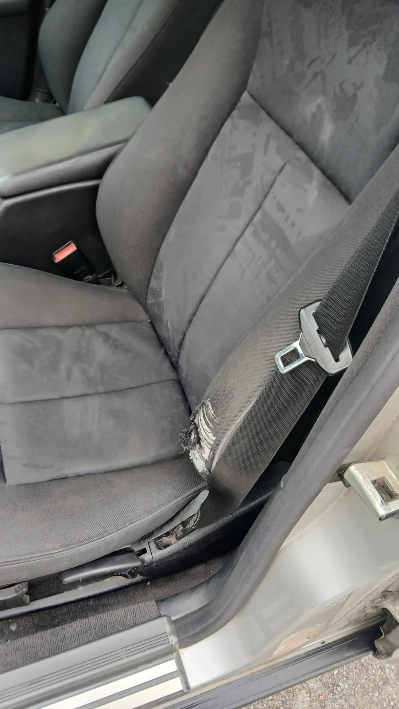 Mercedes-Benz E 250 Turbodiesel, снимка 10 - Автомобили и джипове - 53598046