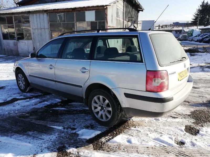 VW Passat 5.5, 2.0i, Автоматик, снимка 5 - Автомобили и джипове - 23948726