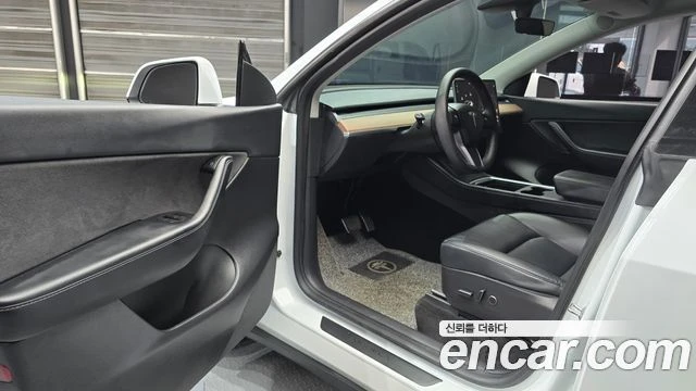 Tesla Model Y | Mobile.bg � ����������� 10