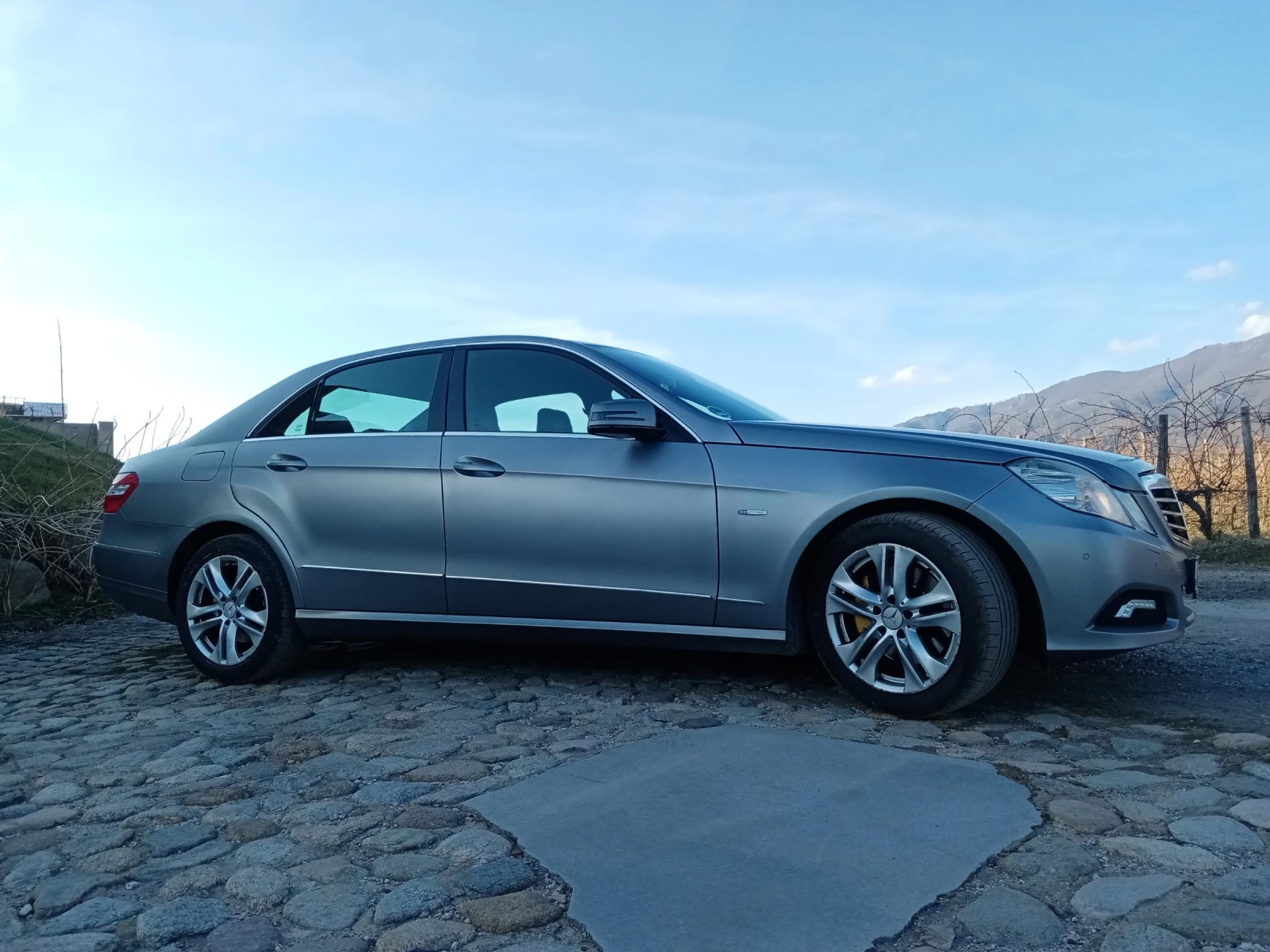 Mercedes-Benz E 350 Designo Grey matte - изображение 6