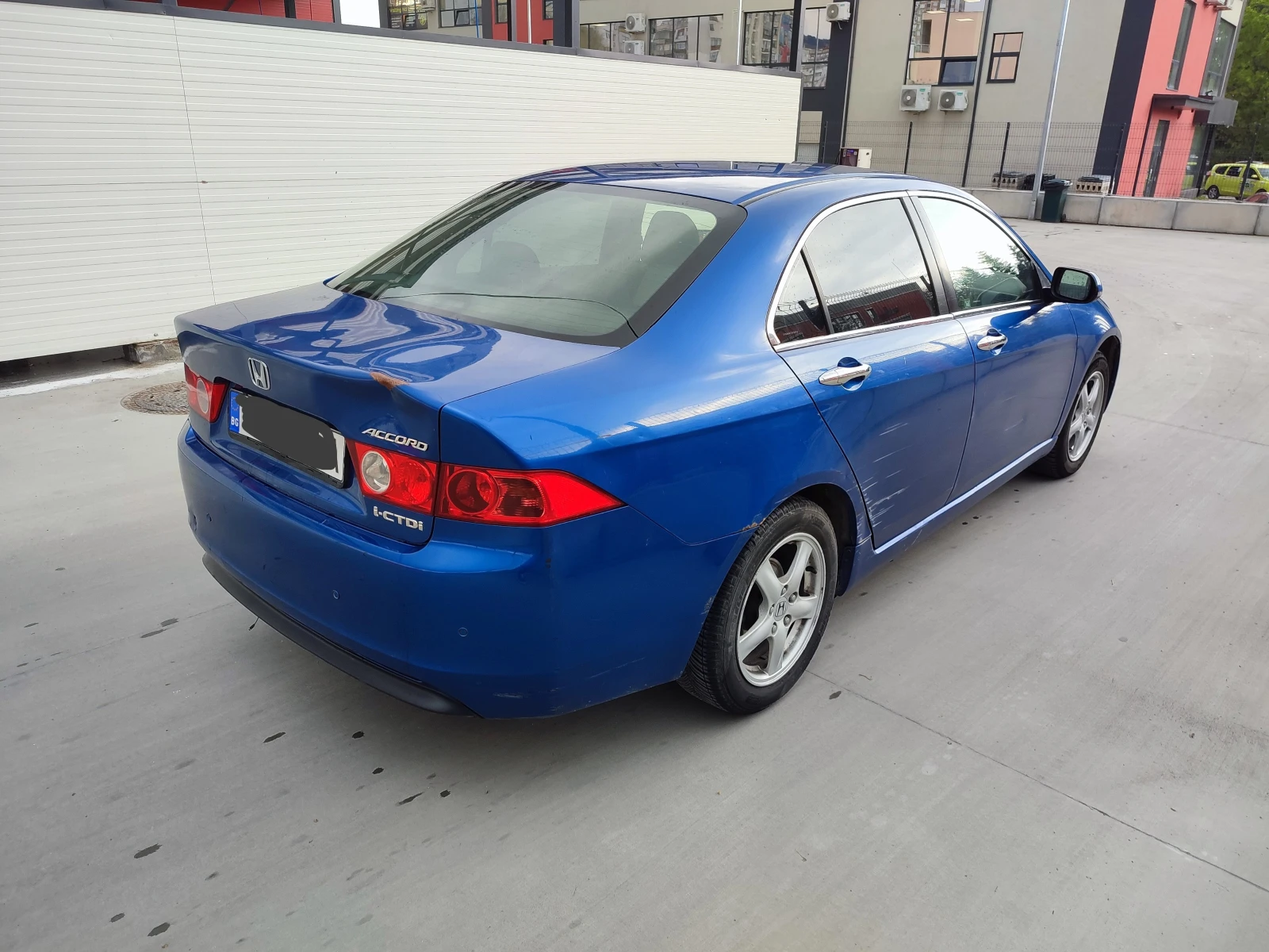 Honda Accord 2.2 I-CTDi - изображение 6