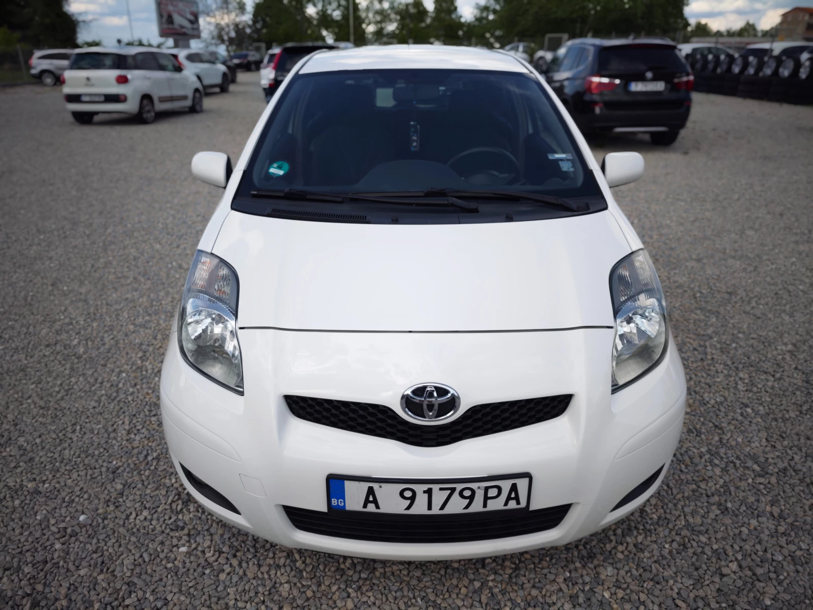 Toyota Yaris 4-ри ЦИЛИНДРОВ ДВИГАТЕЛ С ВЕРИГА/ВСИЧКО ПЛАТЕНО - изображение 4
