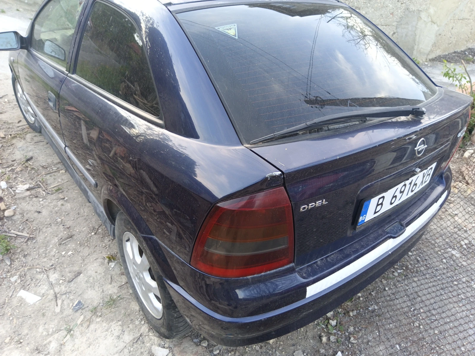 Opel Astra 1.2i - изображение 3