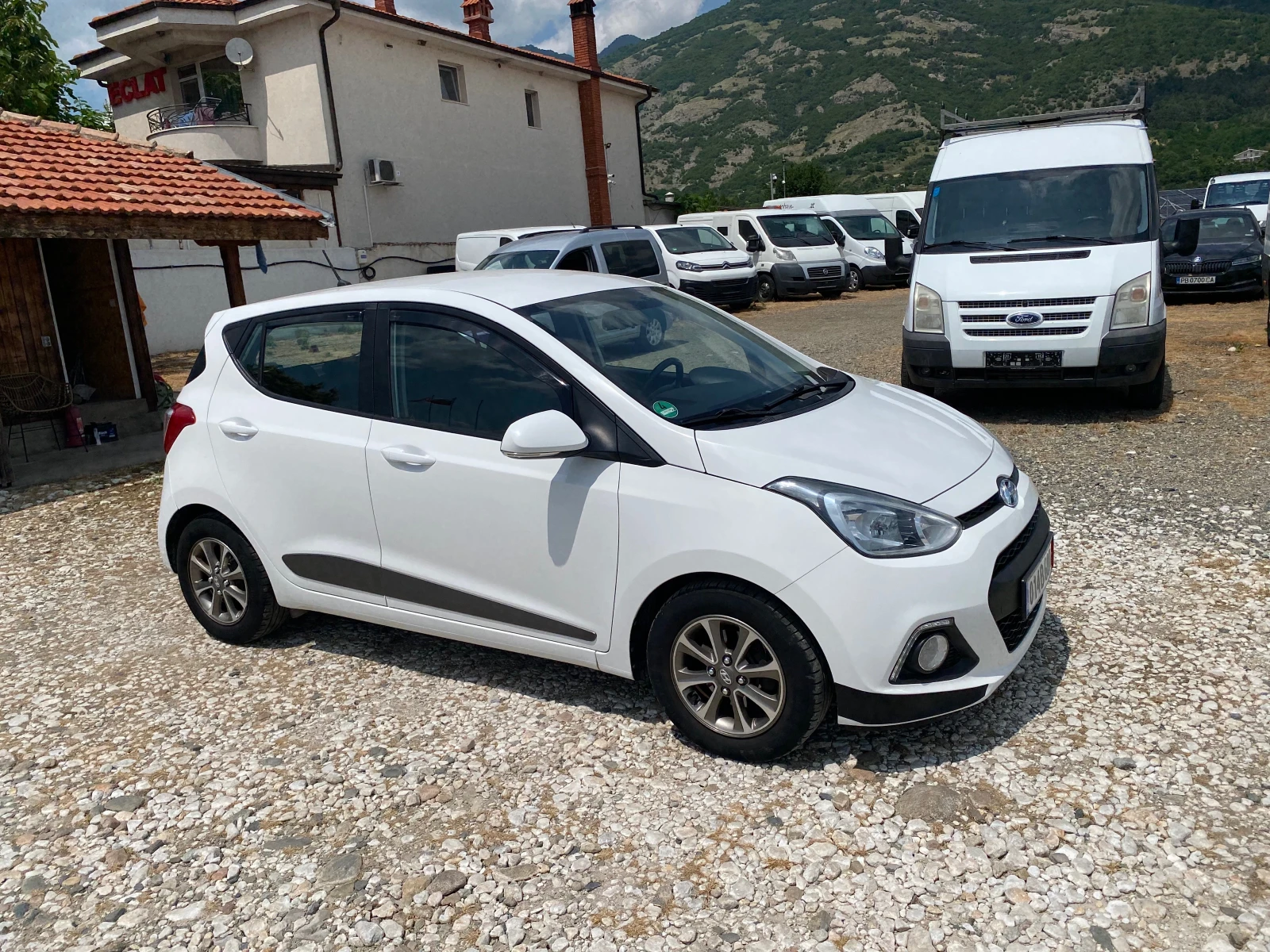 Hyundai I10 -1, 2/АВТОМАТИК/ГАЗ/4-ЦИЛИНДЪРА/КАТО-НОВА - изображение 2