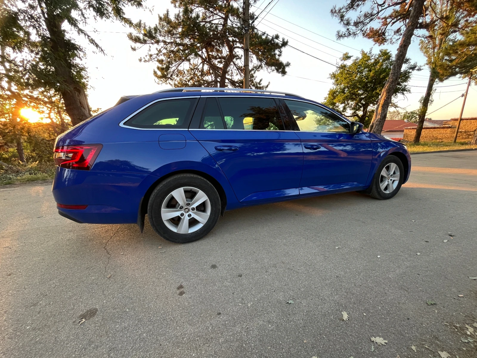 Skoda Superb 2.0 tdi - изображение 5