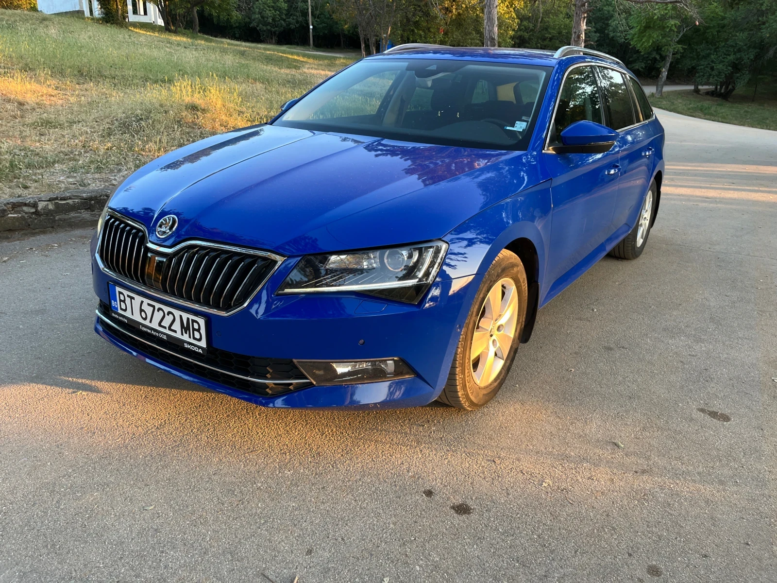 Skoda Superb 2.0 tdi - изображение 2