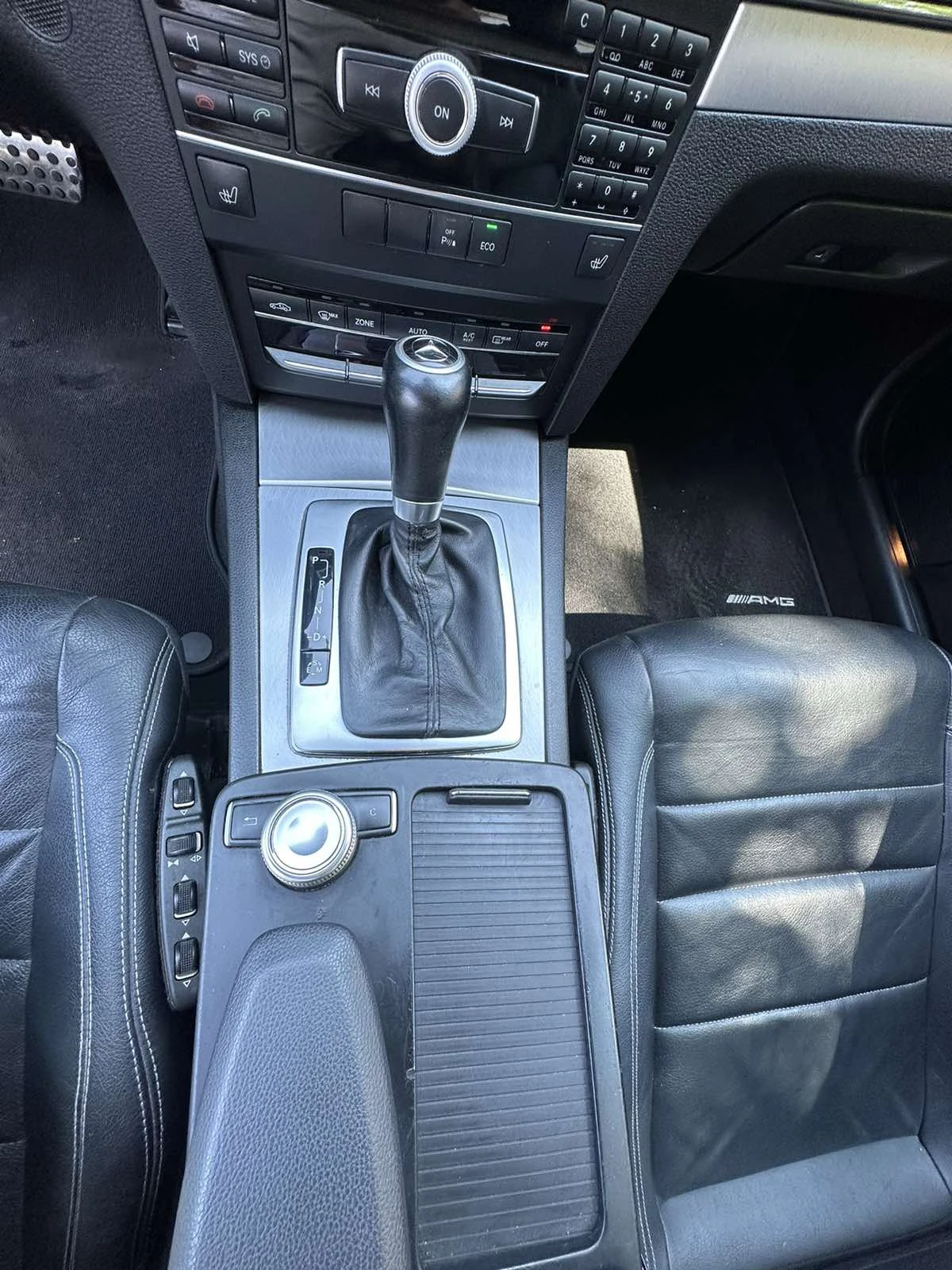 Mercedes-Benz E 300  - изображение 8