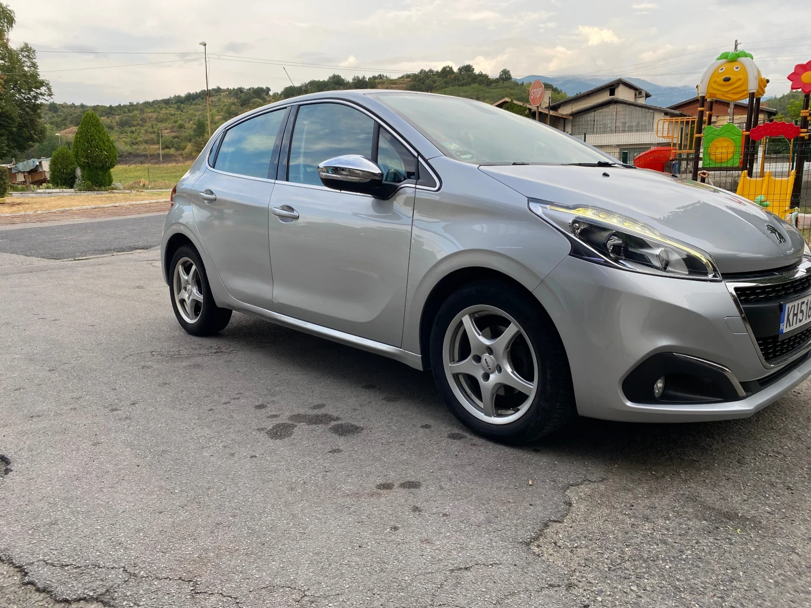 Peugeot 208  - изображение 3