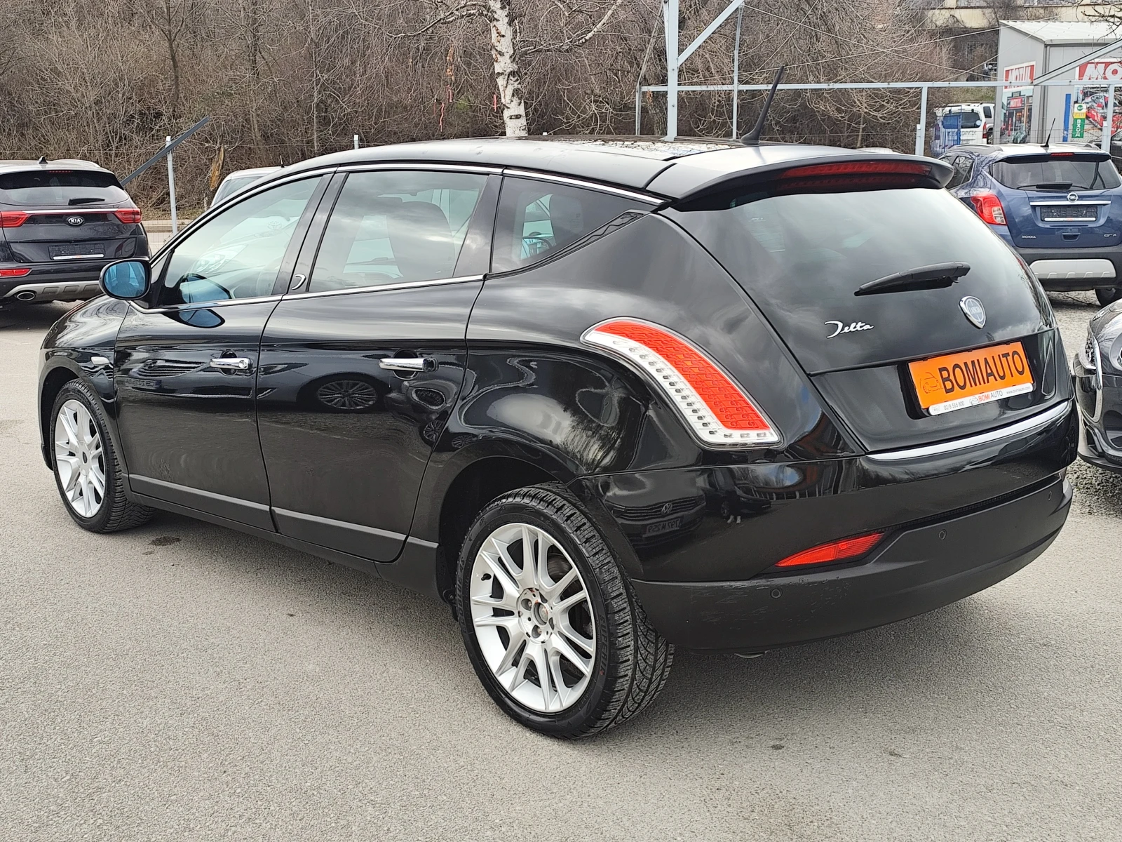 Lancia Delta 1.6mJTD* LED* КОЖА* ПАНОРАМА*  - изображение 6