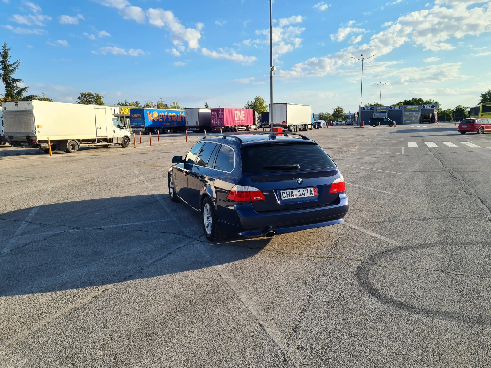 BMW 520 E61 LCI (Facelift), снимка 3 - Автомобили и джипове - 54031498