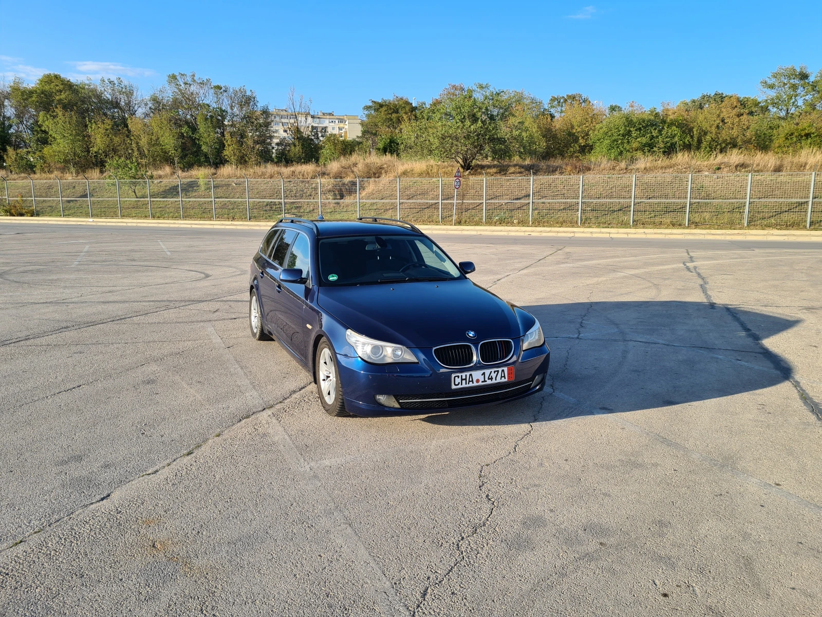 BMW 520 E61 LCI (Facelift), снимка 2 - Автомобили и джипове - 54031498
