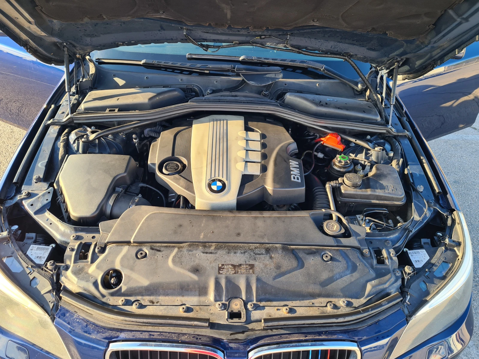 BMW 520 E61 LCI (Facelift), снимка 7 - Автомобили и джипове - 54031498