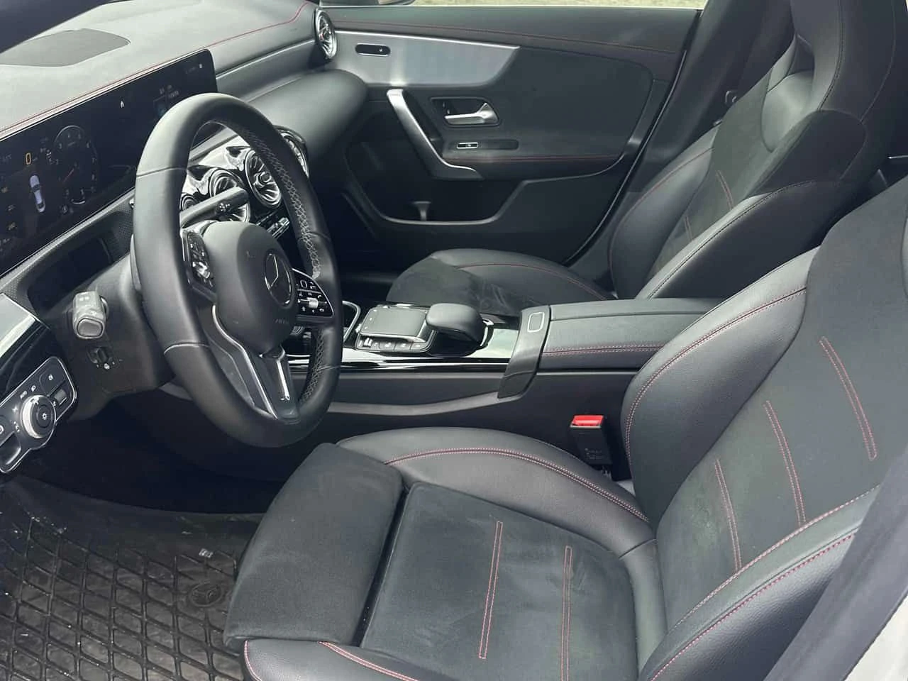 Mercedes-Benz CLA 250  * CARFAX * Дистроник * 360 камери * , снимка 5 - Автомобили и джипове - 54047024