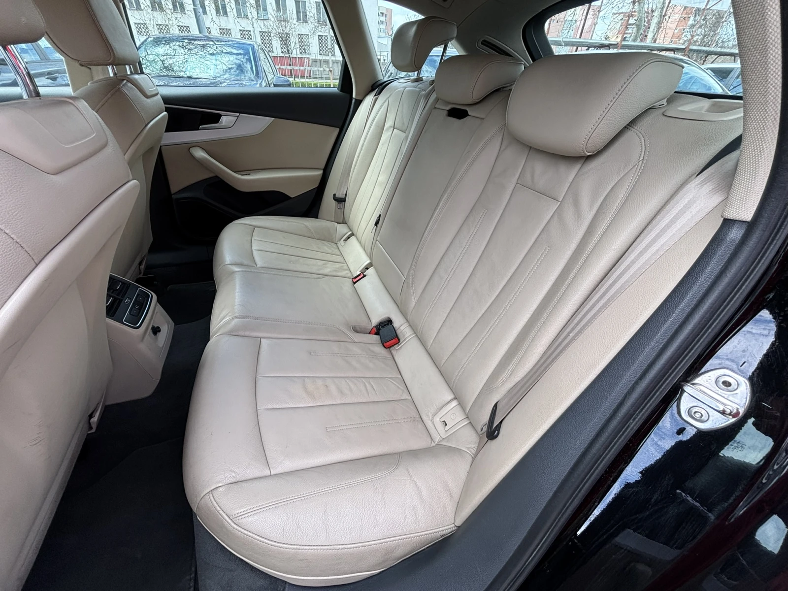 Audi A4 Allroad 3.0 TDi-All Road, снимка 11 - Автомобили и джипове - 54090029