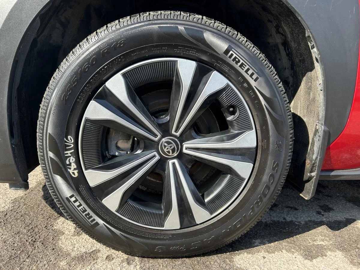 Toyota bZ4X XLE AWD* �������* ������* ��������* CARPLAY* KEYLE | Mobile.bg � ����������� 6