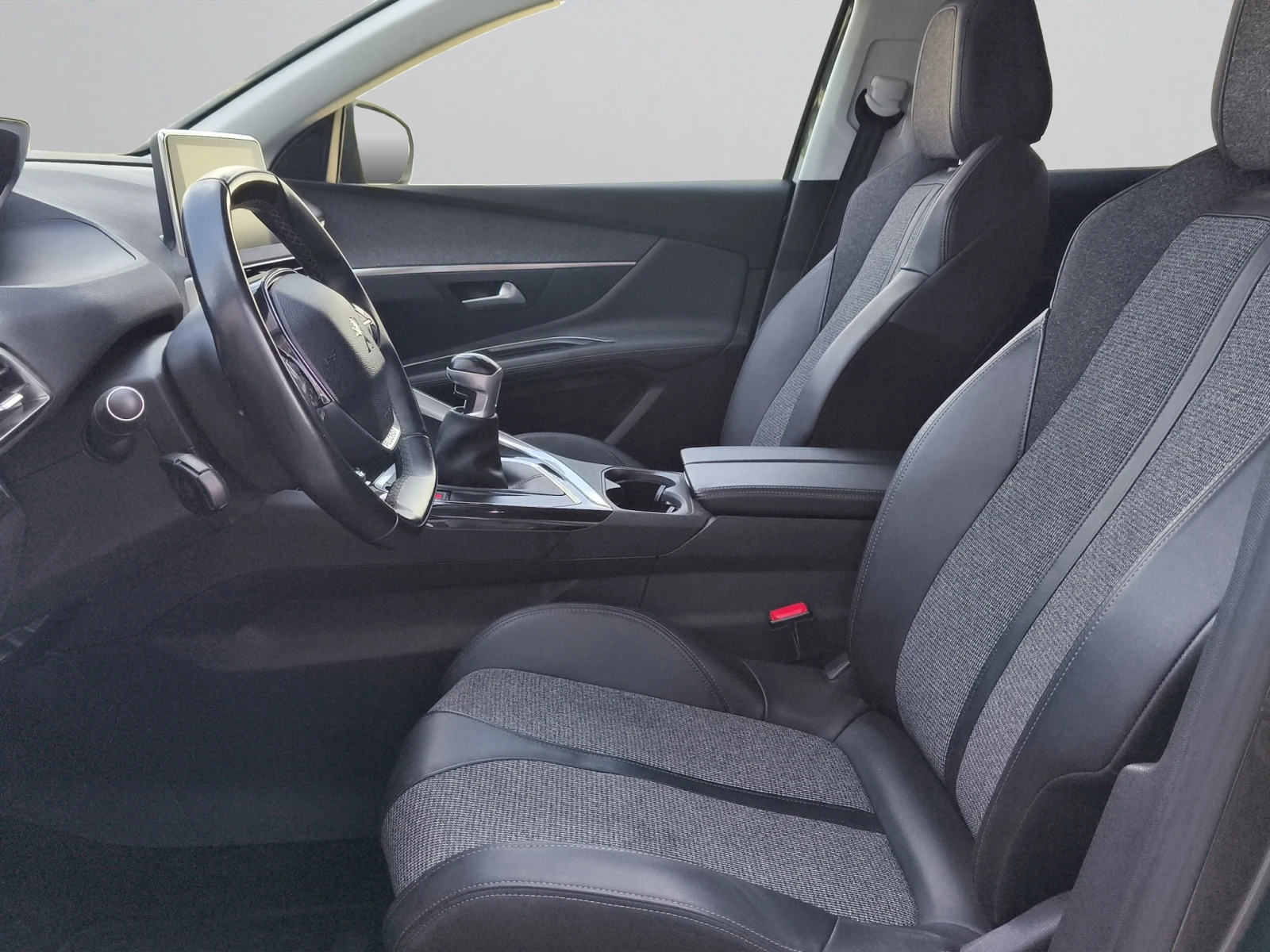 Peugeot 3008 NEW ALLURE 1.5 e-HDi 130 BVM6 EURO 6.2//1810172, снимка 11 - Автомобили и джипове - 55050290