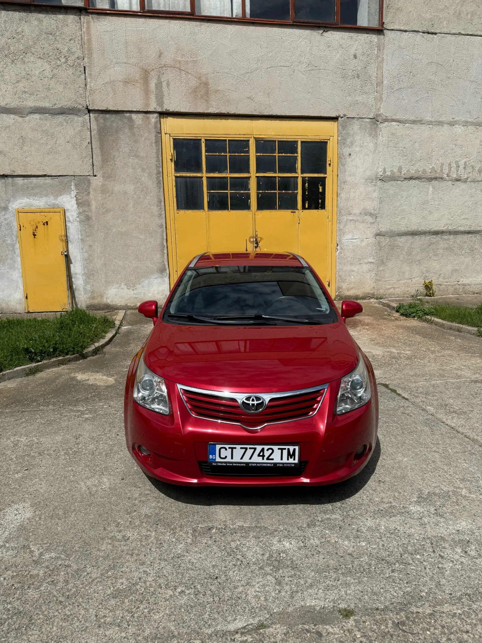Toyota Avensis 2.2 D4D D-CAT, снимка 2 - Автомобили и джипове - 55085273