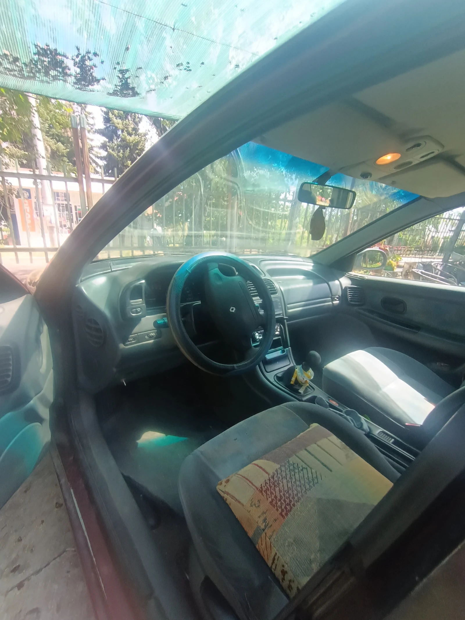 Renault Laguna, снимка 2 - Автомобили и джипове - 55160747