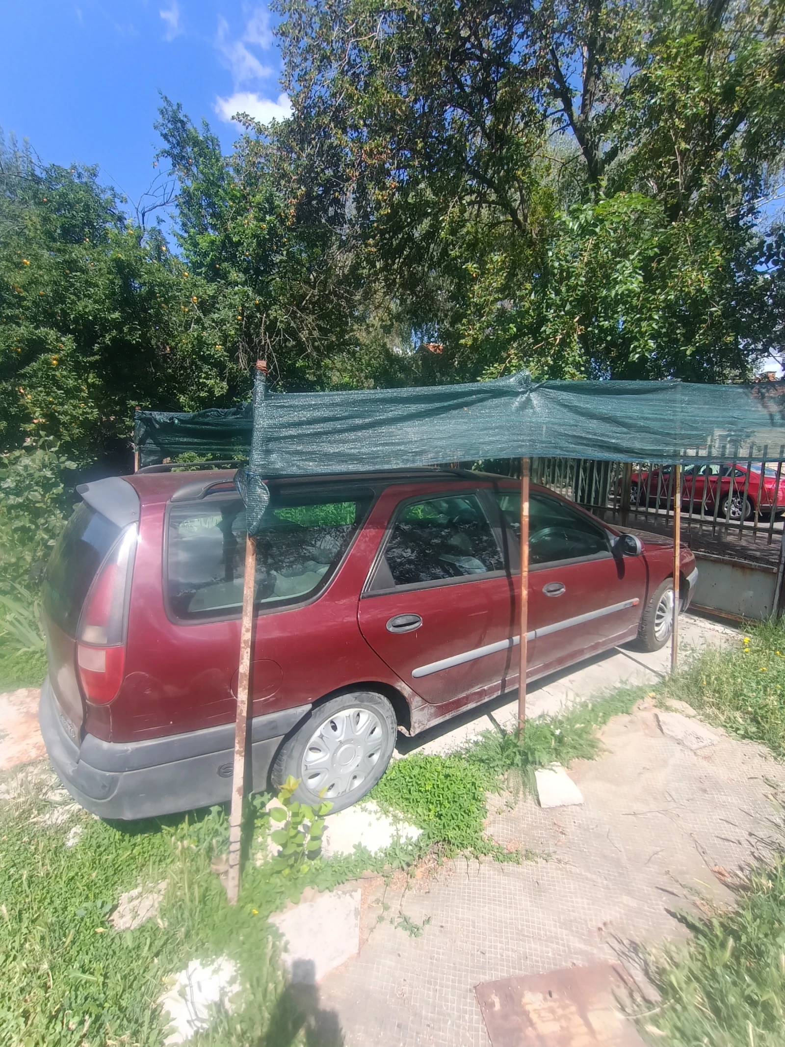 Renault Laguna, снимка 6 - Автомобили и джипове - 55160747