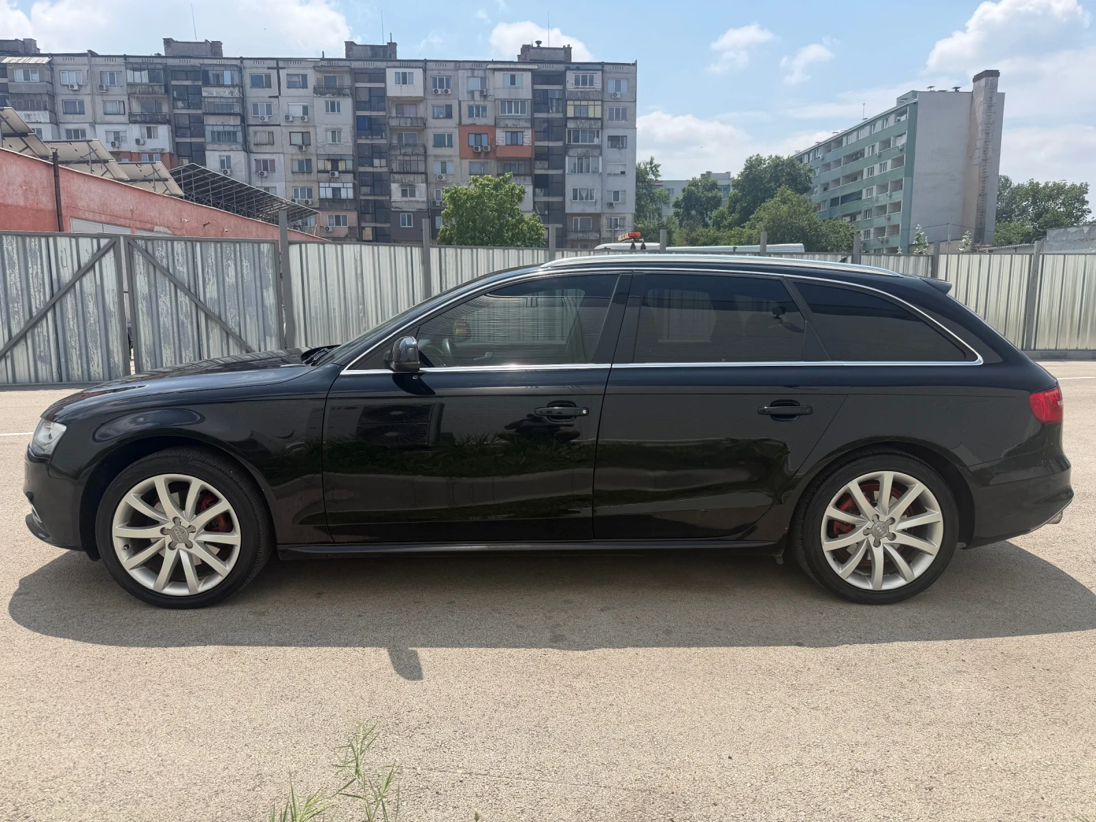Audi A4 2.0 TDI, снимка 8 - Автомобили и джипове - 55296372