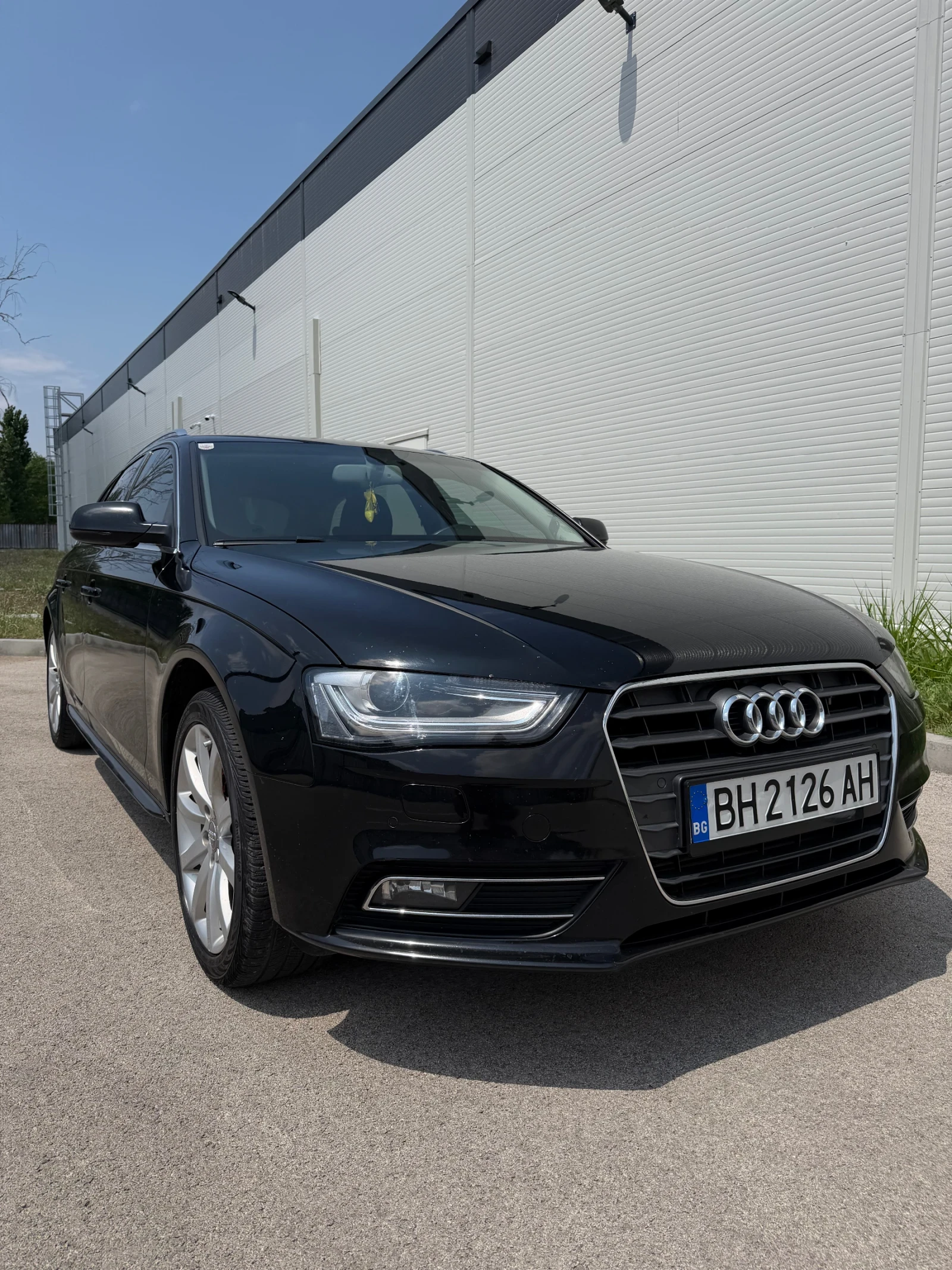 Audi A4 2.0 TDI, снимка 3 - Автомобили и джипове - 55296372