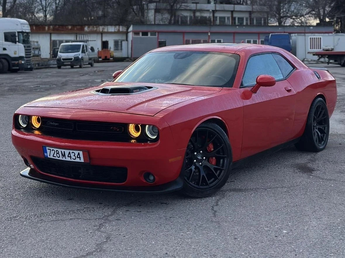 Dodge Challenger HEMI V8 SCAT PACK SHAKER