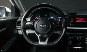 Kia Stonic Diesel 1.6 Trendy * НАЙ-ДОБРА ЦЕНА В БЪЛГАРИЯ* , снимка 13